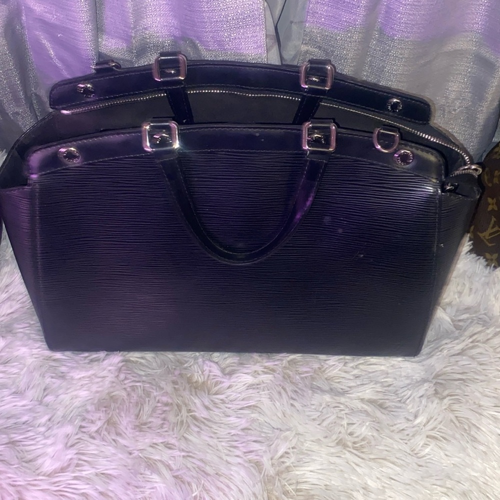 Louis Vuitton black Eppy leather Pre-loved